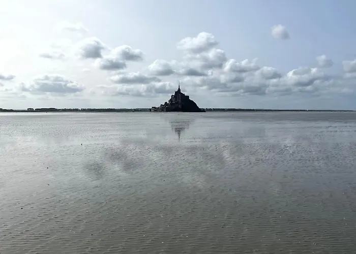 Апартаменты Le Clocher Авранш