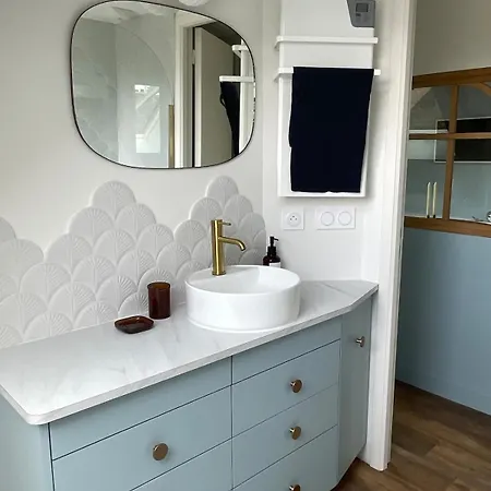 Le Clocher אברנשה