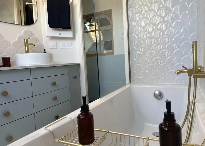 Le Clocher Apartamento Avranches